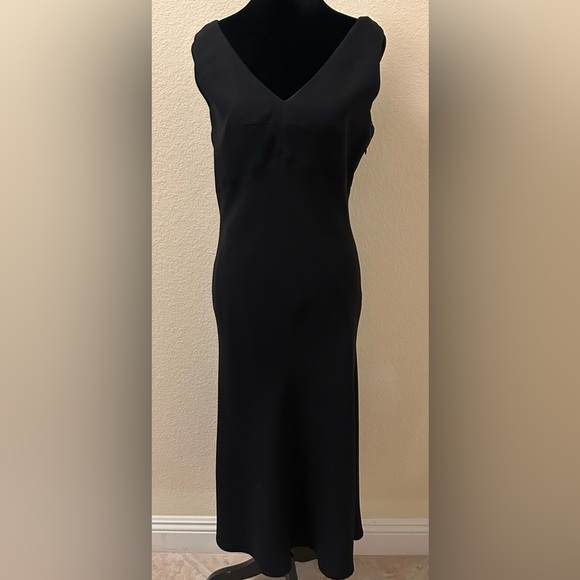 Elegant Navy Blue Women's Dress (size fits more like 8or9) - Picture 7 of 7